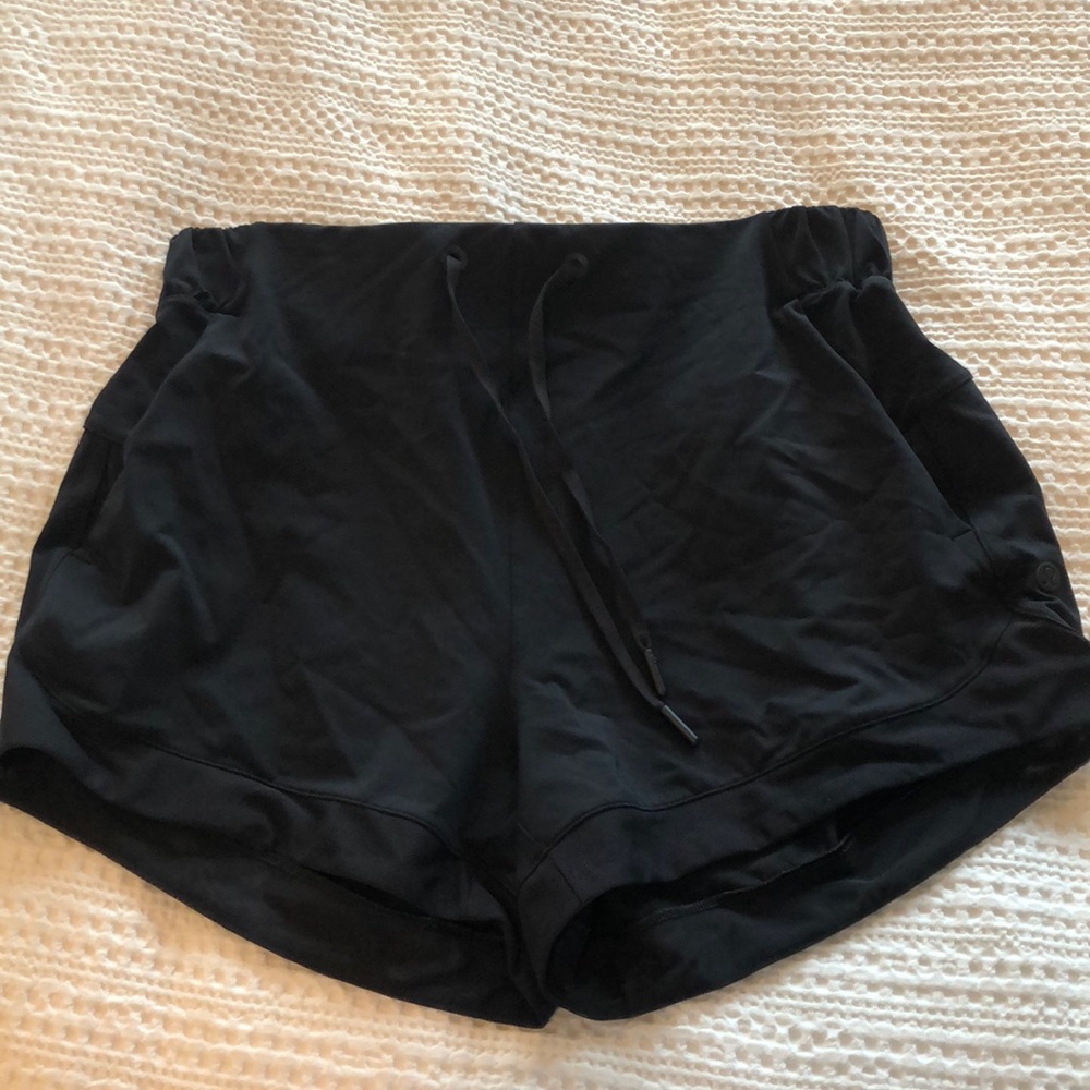 Lulu lemon tie waist shorts in black.NWOT